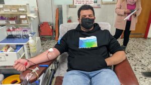 Amit Katz donated blood at the MDA Blood Services Center in Tel Hashomer on 05/02/2022