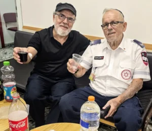 עם שמואל אבנרי שהגיע לתרום ב- 21.9.2025